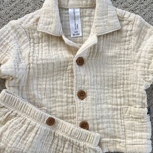 NWOT Cream gauze muslin Textured Button-Up Shirt and Shorts Set